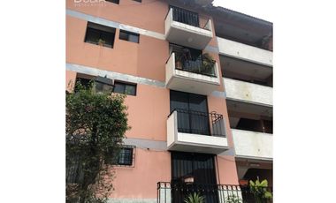 Departamento de 2 recamaras con baño, área de T.V,  1 cochera.