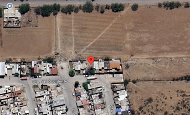 Bonita Casa En Una Excelente Ubicación cerca de escuelas parques y hospitales