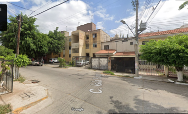 EXCELENTE OPORTUNIDAD TU CASA EN JARDINES DEL SUR  C. GROELANDIA  JAL A PRECIO ESPECIAL POR TIEMPO LIMITADO  $664,237