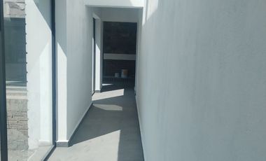 MODERNA CASA PARA ESTRENAR