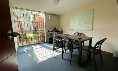VENDO LINDA CASA REMODELADA EN LA AURORA AMPLIA Y CON GRAN TERRAZA Y JARDÍN