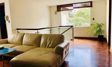VENDO LINDA CASA REMODELADA EN LA AURORA AMPLIA Y CON GRAN TERRAZA Y JARDÍN
