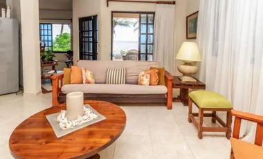 EN VENTA CASA FRENTE AL MAR  PUERTO MORELOS