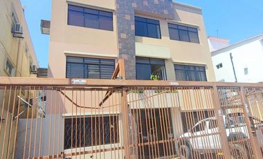 D230 - Venta Departamento en Kennedy Norte Planta Baja - Norte Guayaquil