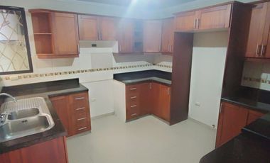 D230 - Venta Departamento en Kennedy Norte Planta Baja - Norte Guayaquil
