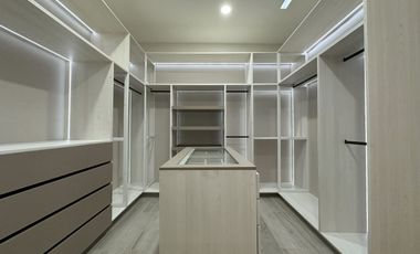 CASA EN VENTA CON MUELLE PROPIO