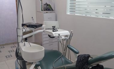 SE RENTA CUBÍCULO DENTAL EQUIPADO DENTRO DE CONSULTORIO.