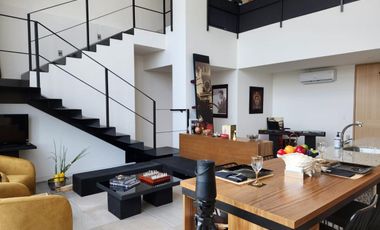 Hermoso Pent-house en venta en la exclusiva Torre Nau Living.
