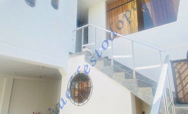 VENTA CASA DE 3PISOS EN ICA, URB SANTO DOMINGO DE GUZMÁN