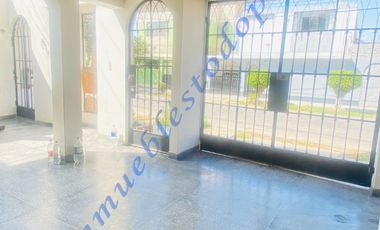 VENTA CASA DE 3PISOS EN ICA, URB SANTO DOMINGO DE GUZMÁN
