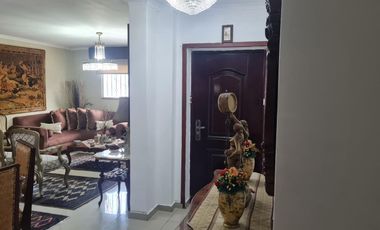 ALQUILO DEPARTAMENTO URDESA 3 DORMITORIOS PLANTA BAJA
