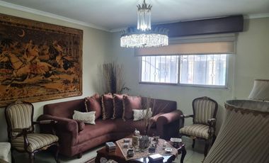 ALQUILO DEPARTAMENTO URDESA 3 DORMITORIOS PLANTA BAJA