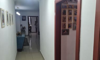 ALQUILO DEPARTAMENTO URDESA 3 DORMITORIOS PLANTA BAJA