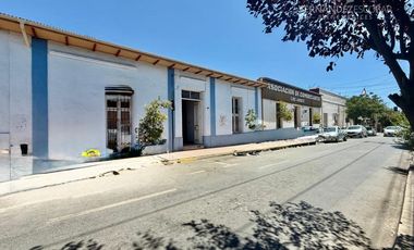 LOS ANDES - VENDE PROPIEDAD CON BUEN TERRENO DE 766m2 EN PLENO CENTRO