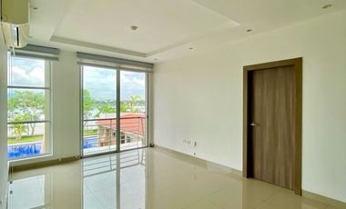 Alquiler: Departamento planta alta con vista al río, 2 dormitorios - Condominio San Bernardo 2