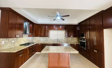 RIVELLO RESIDENCIAL - Casa en Venta