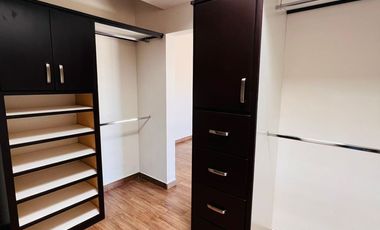 RIVELLO RESIDENCIAL - Casa en Venta