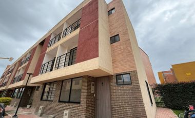 CASA EN VENTA SECTOR CONJUNTO RESIDENCIAL QUINTAS DE LOS ANDES FUNZA