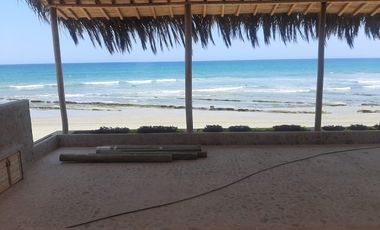 CASA DE PLAYA EN PLATERITOS - TUMBES
