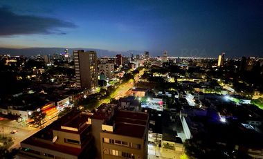Distrito Chapultepec: Departamento con Hermosa Vista - English Spoken