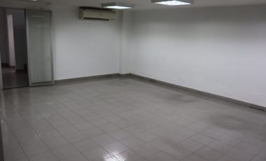 515 LOCAL COMERCIAL AV EL POBLADO