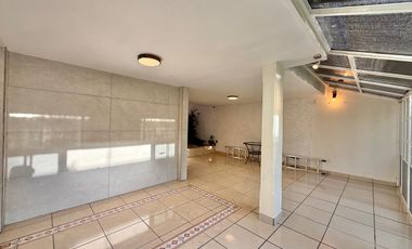 casa en renta en metepec sobre calle puede ser para oficinas