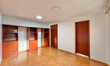 casa en renta en metepec sobre calle puede ser para oficinas