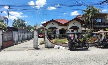 HOUSE AND LOT FOR SALE IN SAN.CARLOS PANGASINAN...RUSH!!!