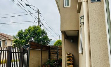 ARRIENDO CASA EN MIRADOR ANDINO, MACHALI 4d 4b.