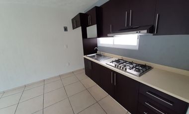 RENTA DE CASA EN PASEO DEL PARQUE TRES MARÍAS.