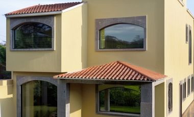 Renta casa nueva en Residencial los Arces