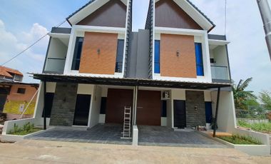RUMAH SIAP HUNI 3KT SHM, AKSES ST. LRT & TOL. CIRACAS CIBUBUR JAKARTA TIMUR
