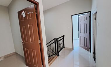 RUMAH SIAP HUNI 3KT SHM, AKSES ST. LRT & TOL. CIRACAS CIBUBUR JAKARTA TIMUR