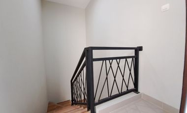RUMAH SIAP HUNI 3KT SHM, AKSES ST. LRT & TOL. CIRACAS CIBUBUR JAKARTA TIMUR