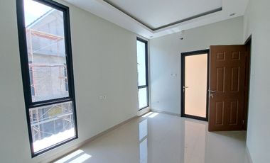 RUMAH SIAP HUNI 3KT SHM, AKSES ST. LRT & TOL. CIRACAS CIBUBUR JAKARTA TIMUR