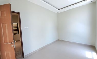 RUMAH SIAP HUNI 3KT SHM, AKSES ST. LRT & TOL. CIRACAS CIBUBUR JAKARTA TIMUR