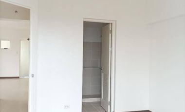 FOR SALE CONDO IN LASPINAS ALEA RESIDENCES  NEAR ST. DOMINIC ACADEMY COLLEGE ,ST.JOSEPH'S ACADEMY ,SM CITY BACOOR,SM MAL LASPINAS,ST.DOMINIC HOSPITAL