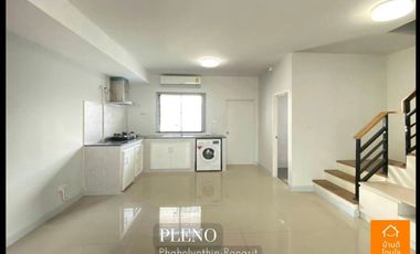 Urgent sale !! Townhome, Phahonyothin, Rangsit (22.3 sq.w.), 3 bedrooms, 2 bathrooms, Future Rangsit