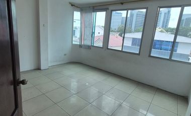 Departamento en Alquiler en Kennedy Norte, 2 Habitaciones, 2 Baños, Norte de Guayaquil.