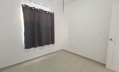 Hermosa casa renovada y equipada lista para ocupar!
