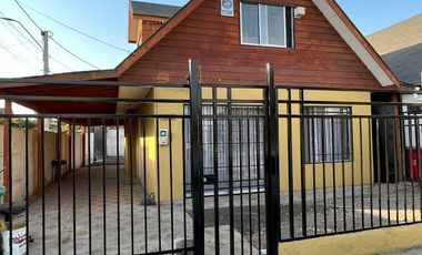 SE ARRIENDA AMPLIA CASA EN CONDOMINIO, BUIN