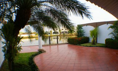 C180 - Venta Casa en Ciudad Celeste Vista al Lago - 3 dormitorios - Vendo