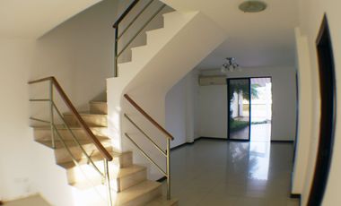 C180 - Venta Casa en Ciudad Celeste Vista al Lago - 3 dormitorios - Vendo