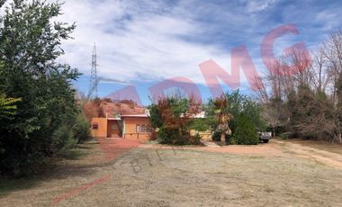PROPIEDAD EN VENTA TIPO HACIENDA EN LOMA BLANCA