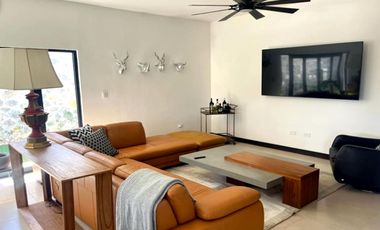 CASA EN VENTA, FRACC. PRIVADO QUINTA SOFIA, CD. JUÁREZ, CHIH.