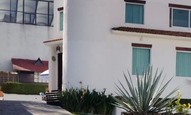 OPORTUNIDAD UNICA VENDO CASA BOSQUES DEL LAGO
