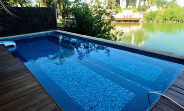 Exclusiva Residencia en Isla Dorada con muelle privado