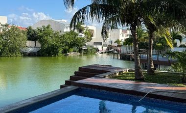 Exclusiva Residencia en Isla Dorada con muelle privado