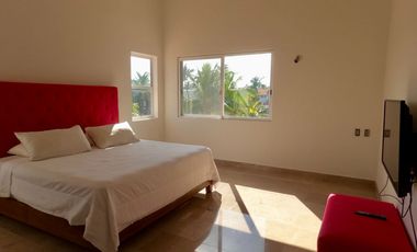Exclusiva Residencia en Isla Dorada con muelle privado