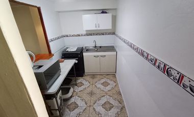 (Rebajada) Buena y Amplia Casa de dos Pisos de 4D y 3B más Depto Interior